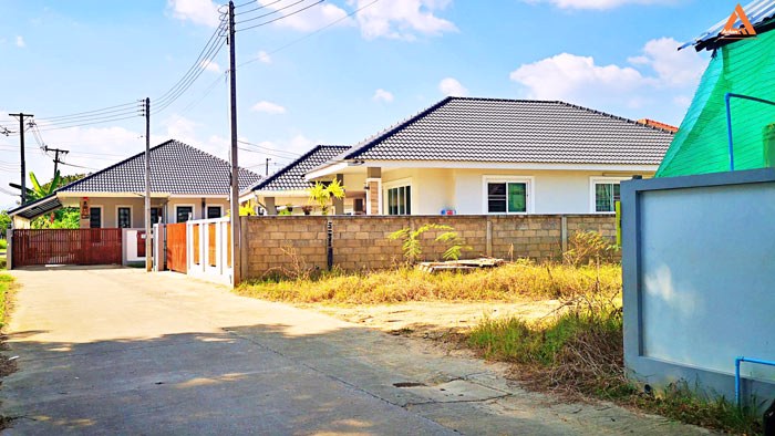 ขายที่ดิน-โซนบ้านเสาหิน-ตำบลหนองผึ้ง-อำเภอสารภี-ไม่ไกลเมือง-การเดินทางสะดวก