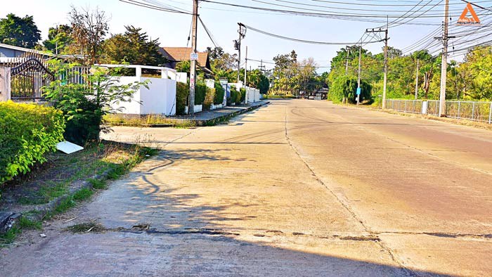 ขายที่ดินหลังกาดฝรั่ง-อยู่ในโครงการธารดง-ตำบลบ้านแหวน-อำเภอหางดง-จังหวัดเชียงใหม่
