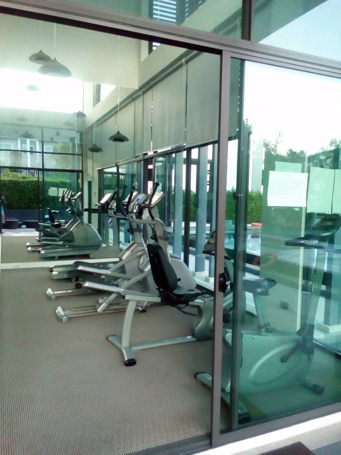 ให้เช่าทาวน์โฮม-3-ชั้น-3-ห้องนอน-3-ห้องน้ำ-รามคำแหง60-ใกล้เดอะมอลล์บางกะปิ-ทำเลดี-เข้าออกได้หลายทาง