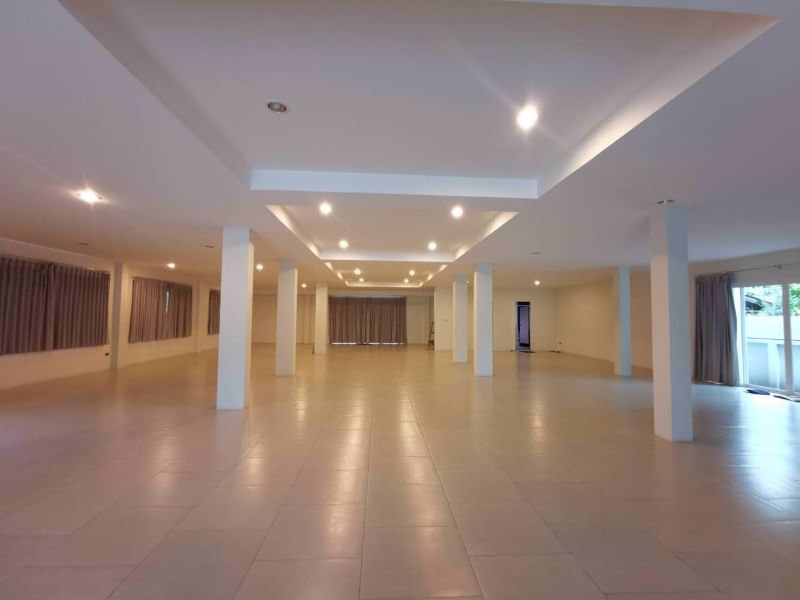 home-office-for-sale-in-chiangmai