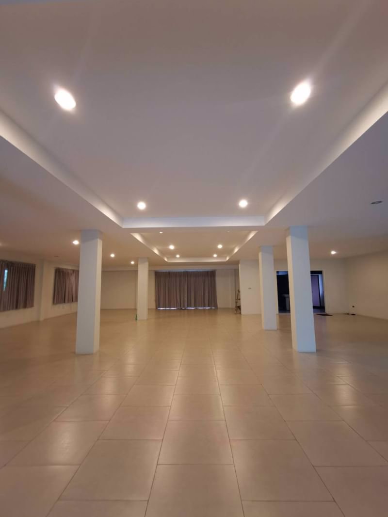 home-office-for-sale-in-chiangmai