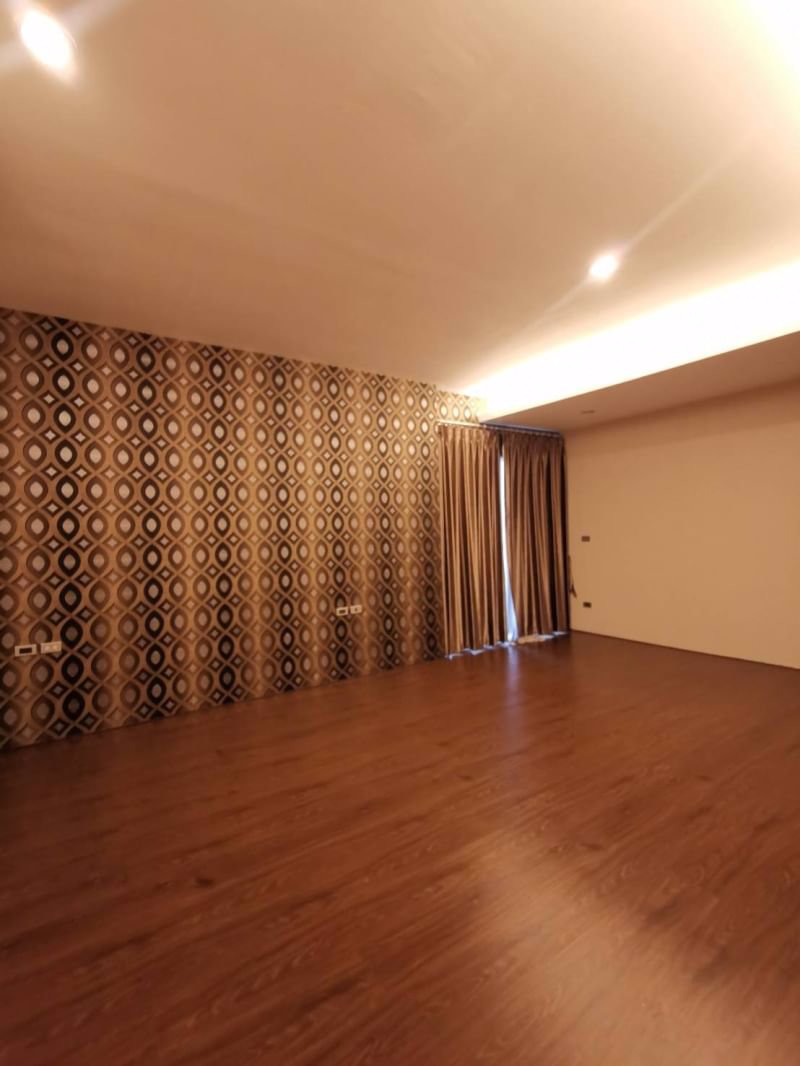 home-office-for-sale-in-chiangmai