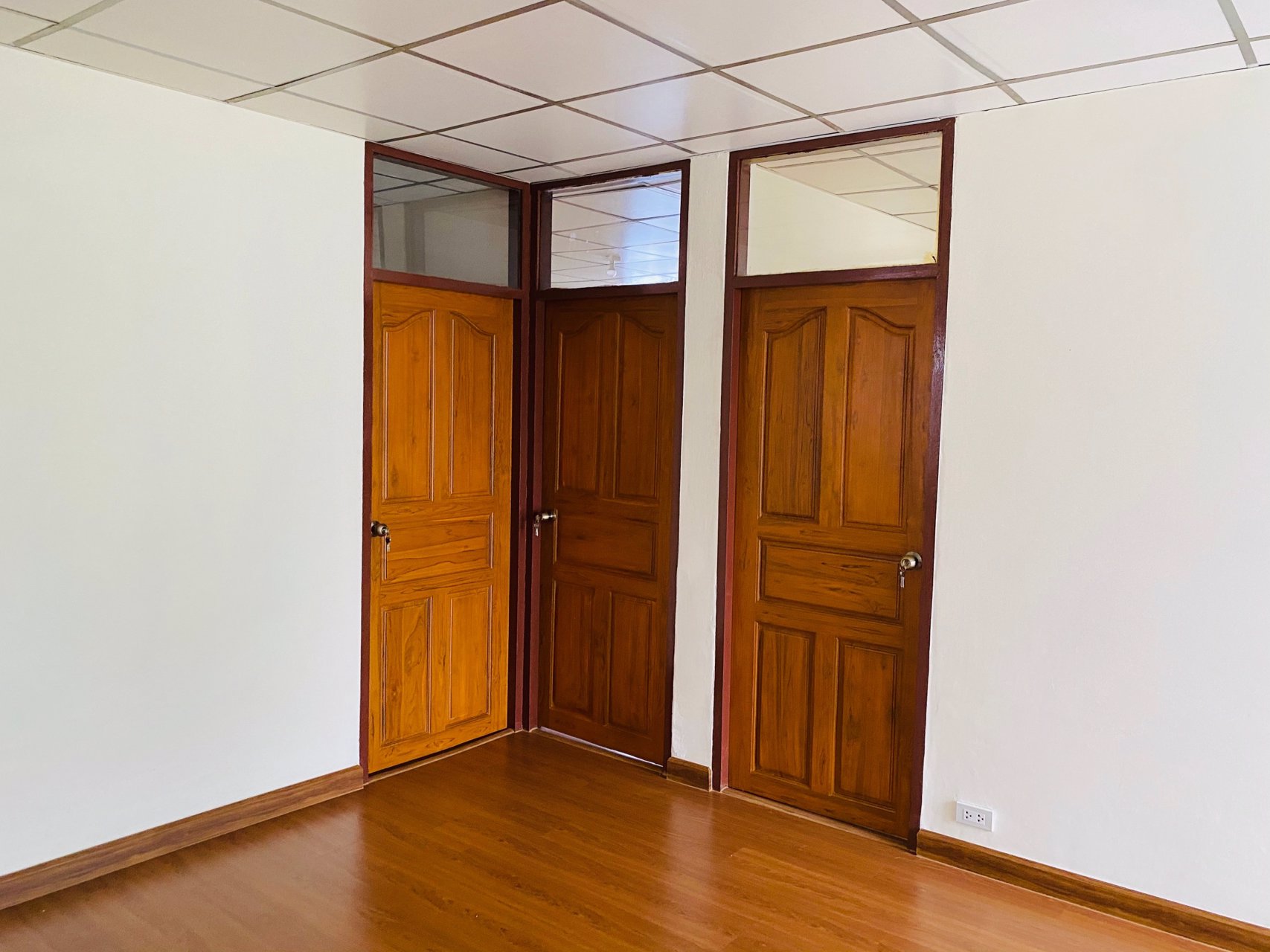 บ้านเดี่ยวให้เช่า-หมู่บ้าน-ตรวมโชค-โชคชัย4-ปรับปรุงใหม่