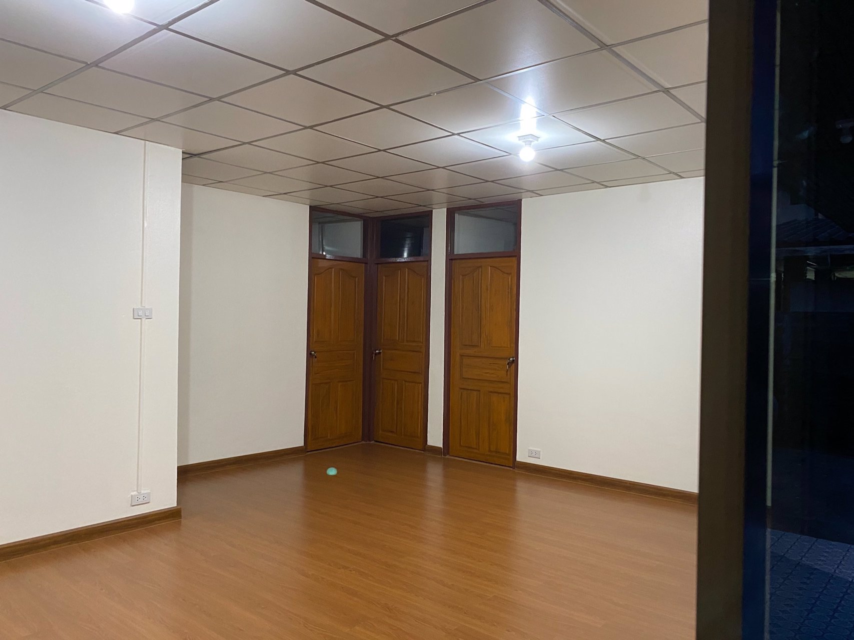 บ้านเดี่ยวให้เช่า-หมู่บ้าน-ตรวมโชค-โชคชัย4-ปรับปรุงใหม่