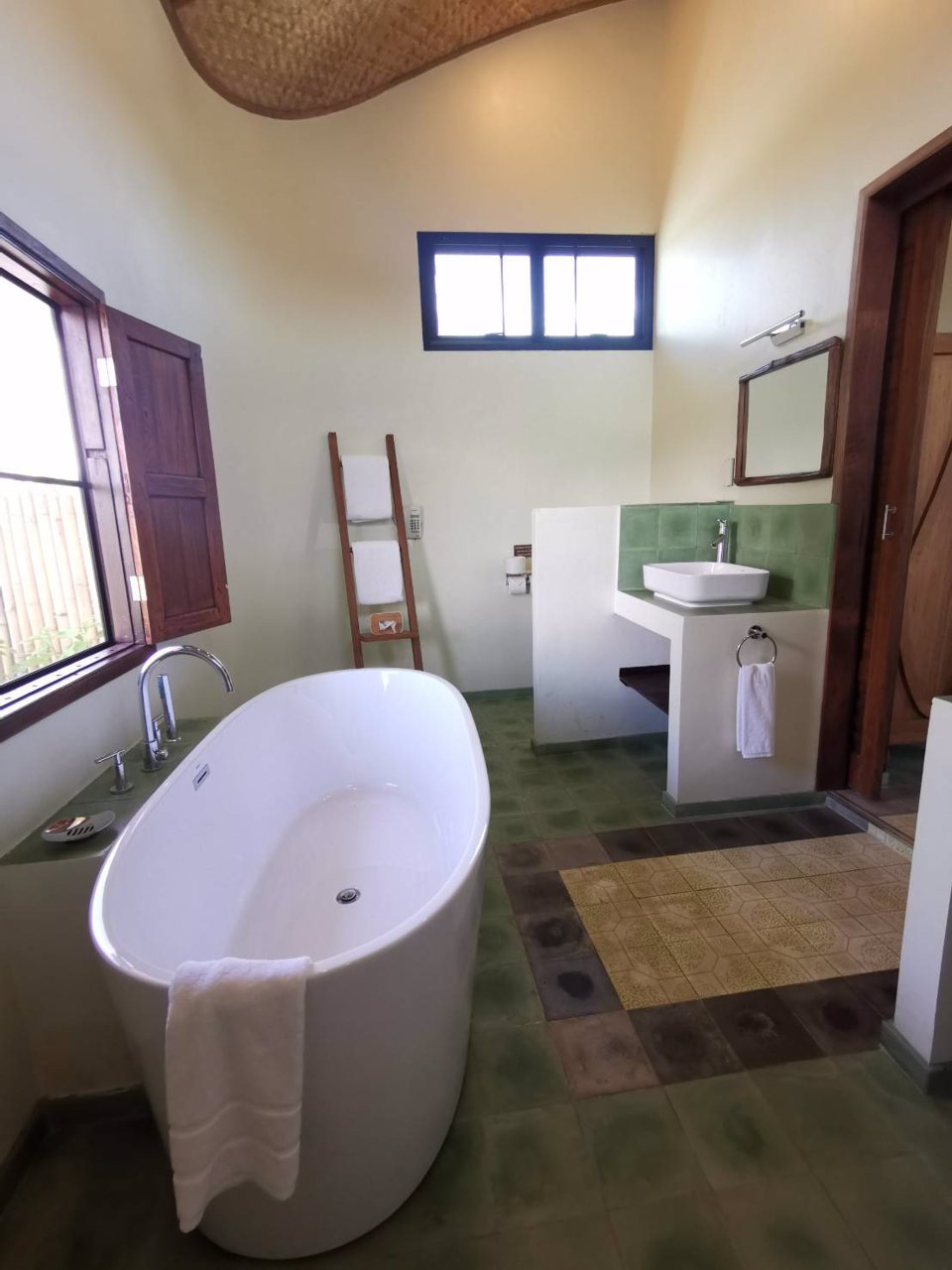 วิลล่าหรูที่เป็นบ้านพักส่วนตัวซึ่งเป็นโอกาสที่ดีในการลงทุนและรับผลตอบแทนที่ดีจากการลงทุนของคุณ-สามาร