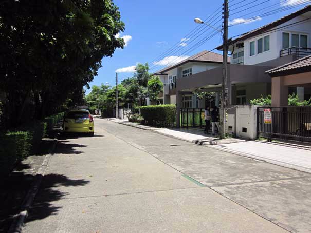 ขายบ้านเดี่ยว2ชั้น-3ห้องนอน-3ห้องน้ำ-หมู่บ้านรสา-พาร์คเลน-วัชรพล-ขายลดราคาจากเดิม-69-ลบ-