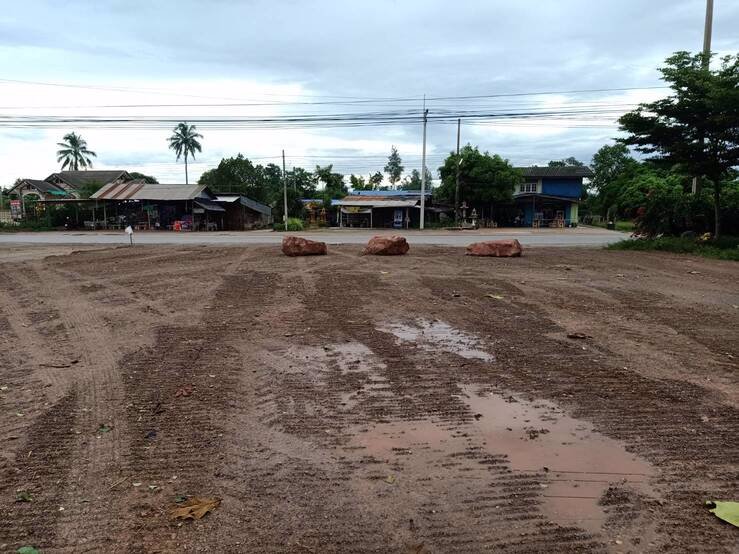 ที่ดินแบ่งขาย-90-110-ตารางวา-ถนน-9-เมตร-ติดถนนทั้งสองด้าน-ตารางวา-ละ-5500-7500-บาท-ถมแล้วพร้อม