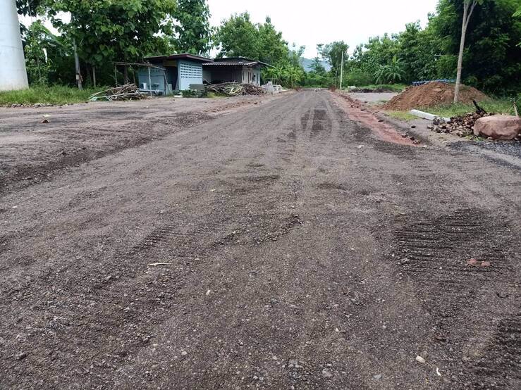 ที่ดินแบ่งขาย-90-110-ตารางวา-ถนน-9-เมตร-ติดถนนทั้งสองด้าน-ตารางวา-ละ-5500-7500-บาท-ถมแล้วพร้อม