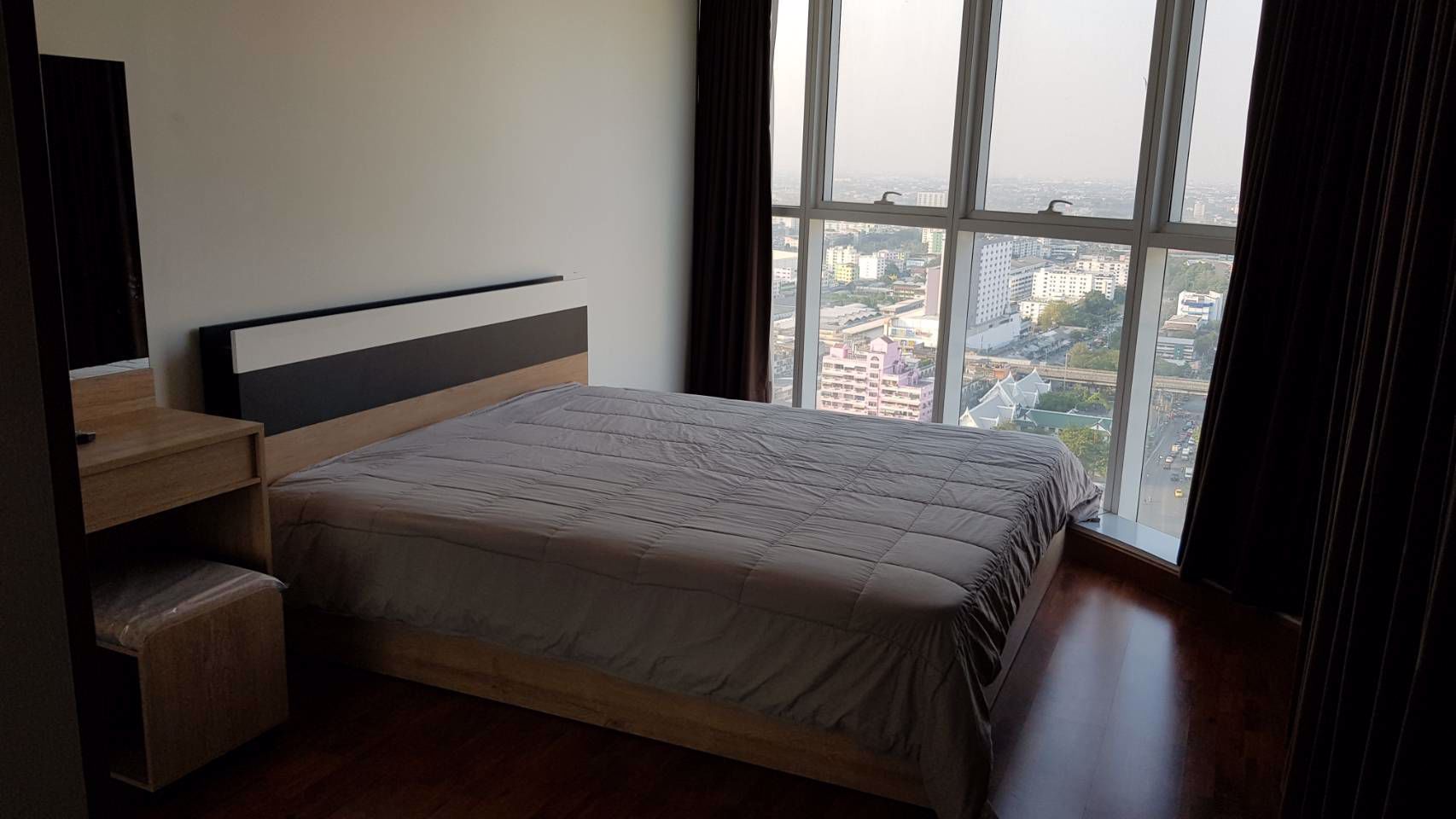 ให้เช่าคอนโดวิวเมือง-มีที่จอดรถส่วนตัว-สังคมน่าอยู่-มีความปลอดภัย-พื้นที่กว้าง90ตรม-2ห้องนอน2ห้องน้ำ