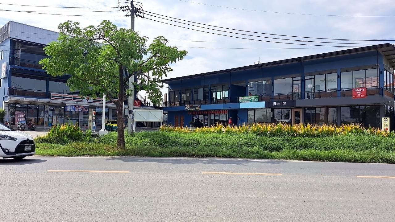 โครงการ-198mall-พื้นที่ให้เช่าทำเลดีติดถนนใหญ่-มีที่จอดรถ