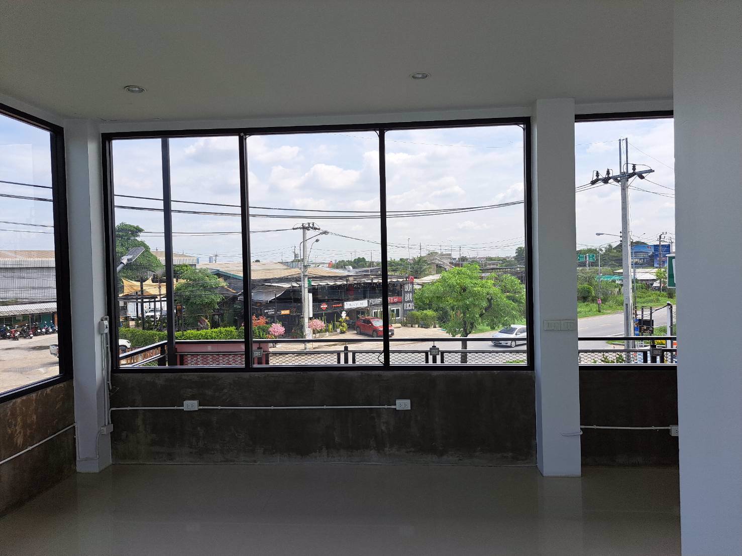 พื้นที่ให้เช่า-40ตรม-ย่านลาดกระบัง