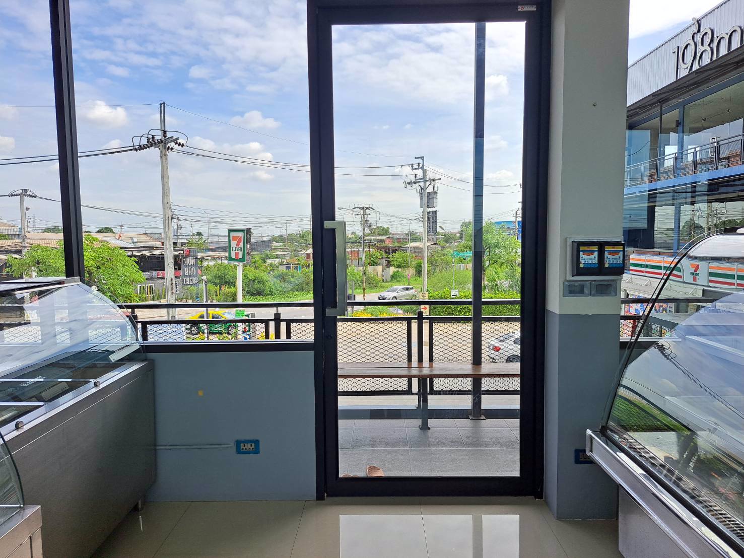 พื้นที่ให้เช่า-40ตรม-ย่านลาดกระบัง