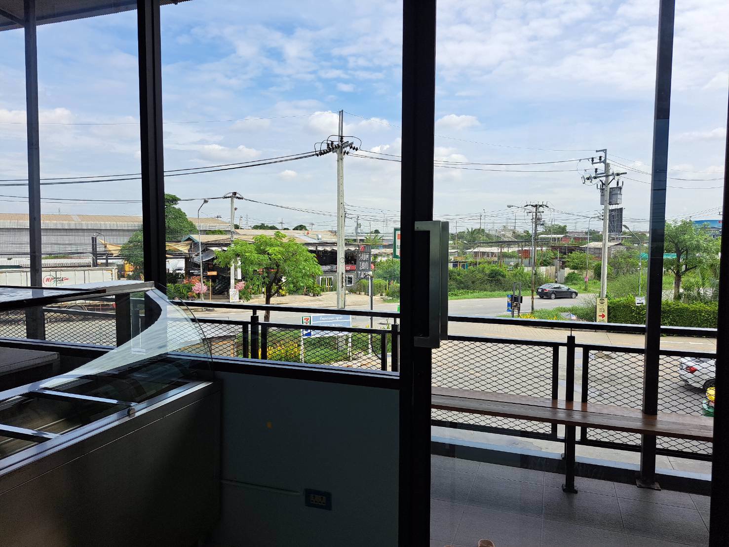 พื้นที่ให้เช่า-40ตรม-ย่านลาดกระบัง