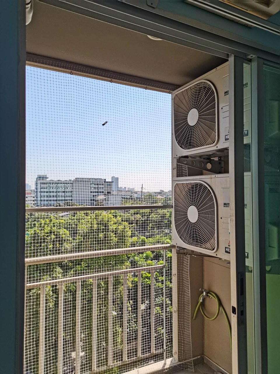 ให้เช่าและขายคอนโด-ลุมพินี-วิลล์-ลาซาล-แบริ่ง-rent-6000-baht-and-sale-13-m-only-