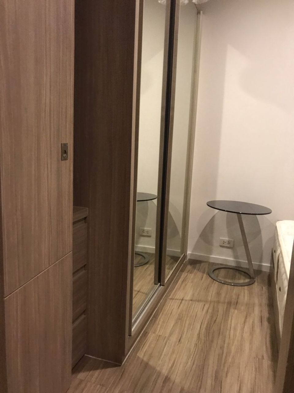 ให้เช่าคอนโด-the-issara-ladprao-ดิ-อิสสระ-ลาดพร้าว-ใกล้-mrt-วิวตึกช้าง