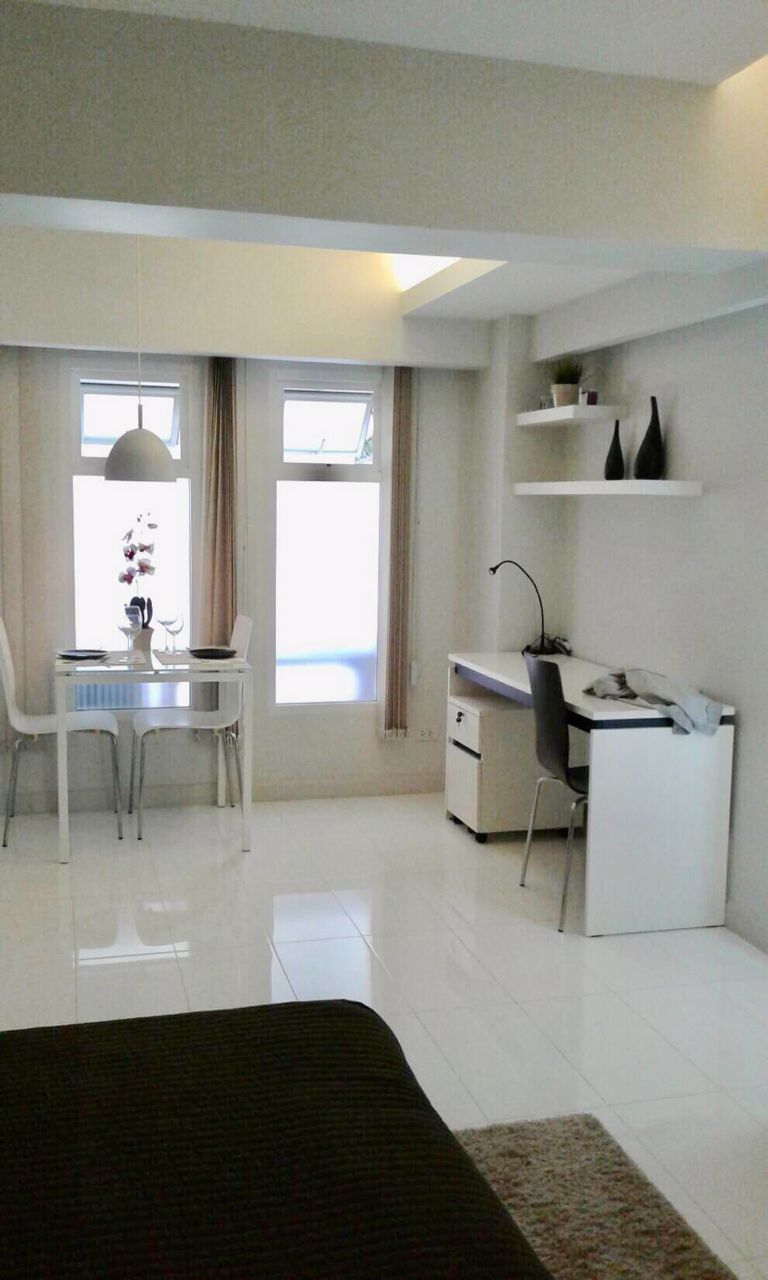 ขายด่วน-ขายขาดทุน-คอนโด-ฟลอเลส-สาทร-เรสซิเดนซ์-ใกล้-bts-สุรศักดิ์-สาทร-กรุงเทพมหานคร