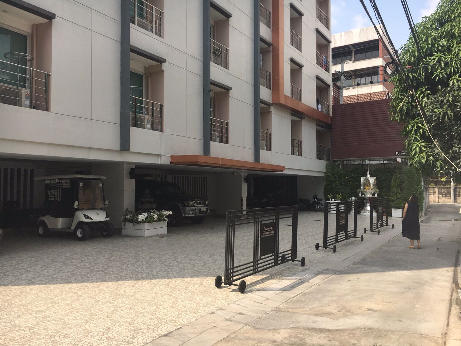 ขายด่วน-ขายขาดทุน-คอนโด-ฟลอเลส-สาทร-เรสซิเดนซ์-ใกล้-bts-สุรศักดิ์-สาทร-กรุงเทพมหานคร