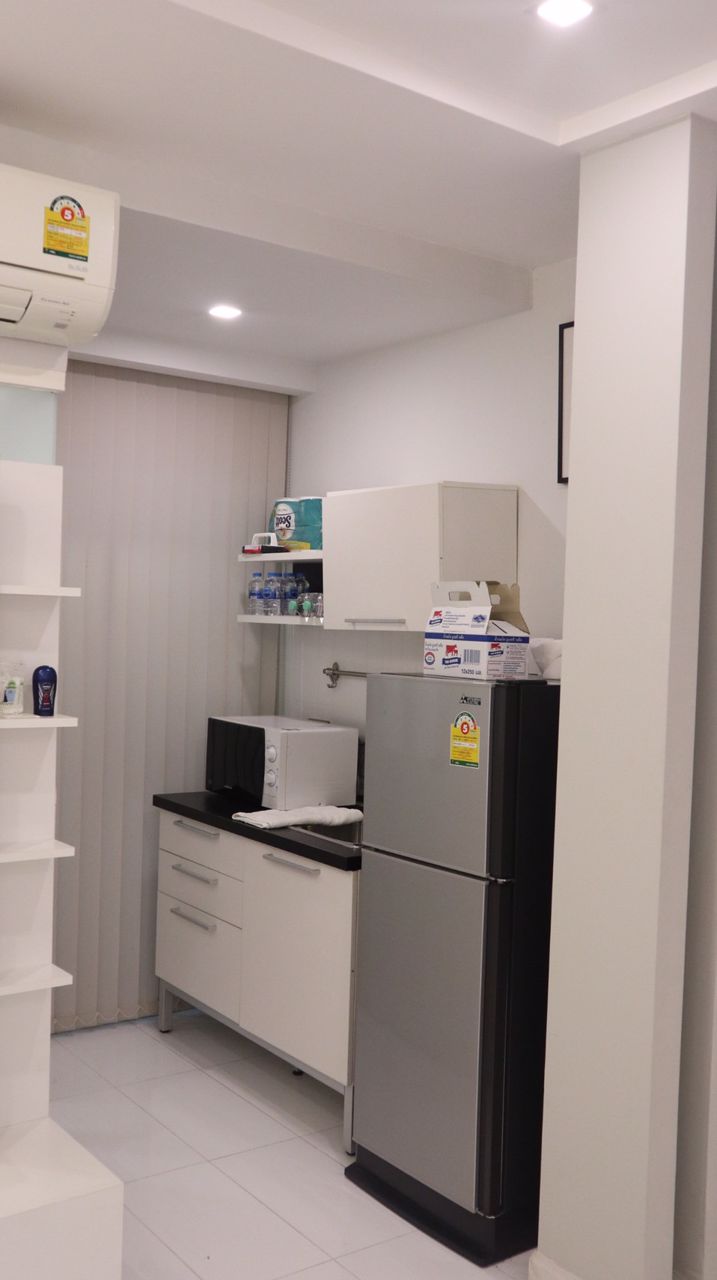 ขายด่วน-ขายขาดทุน-คอนโด-ฟลอเลส-สาทร-เรสซิเดนซ์-ใกล้-bts-สุรศักดิ์-สาทร-กรุงเทพมหานคร