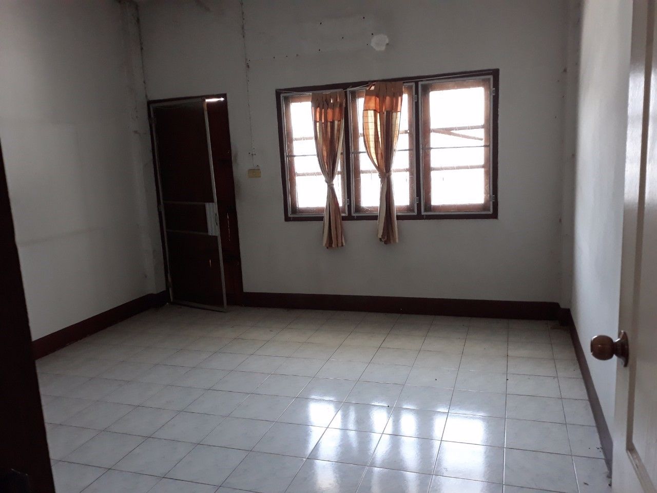 ขายอาคารพาณิชย์-3-ชั้น-สันป่าตอง-เชียงใหม่