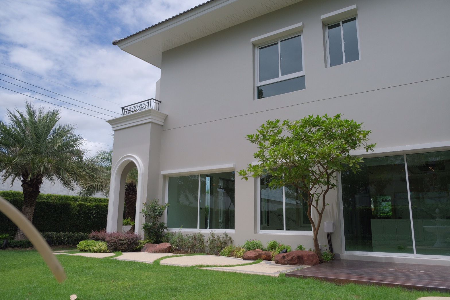 ขายบ้านเดี่ยวหรู-โครงการใหม่-ไม่เคยเข้าอยู่-หมู่บ้าน-ทู-แกรนด์-โมนาโค-บางนา-วงแหวน