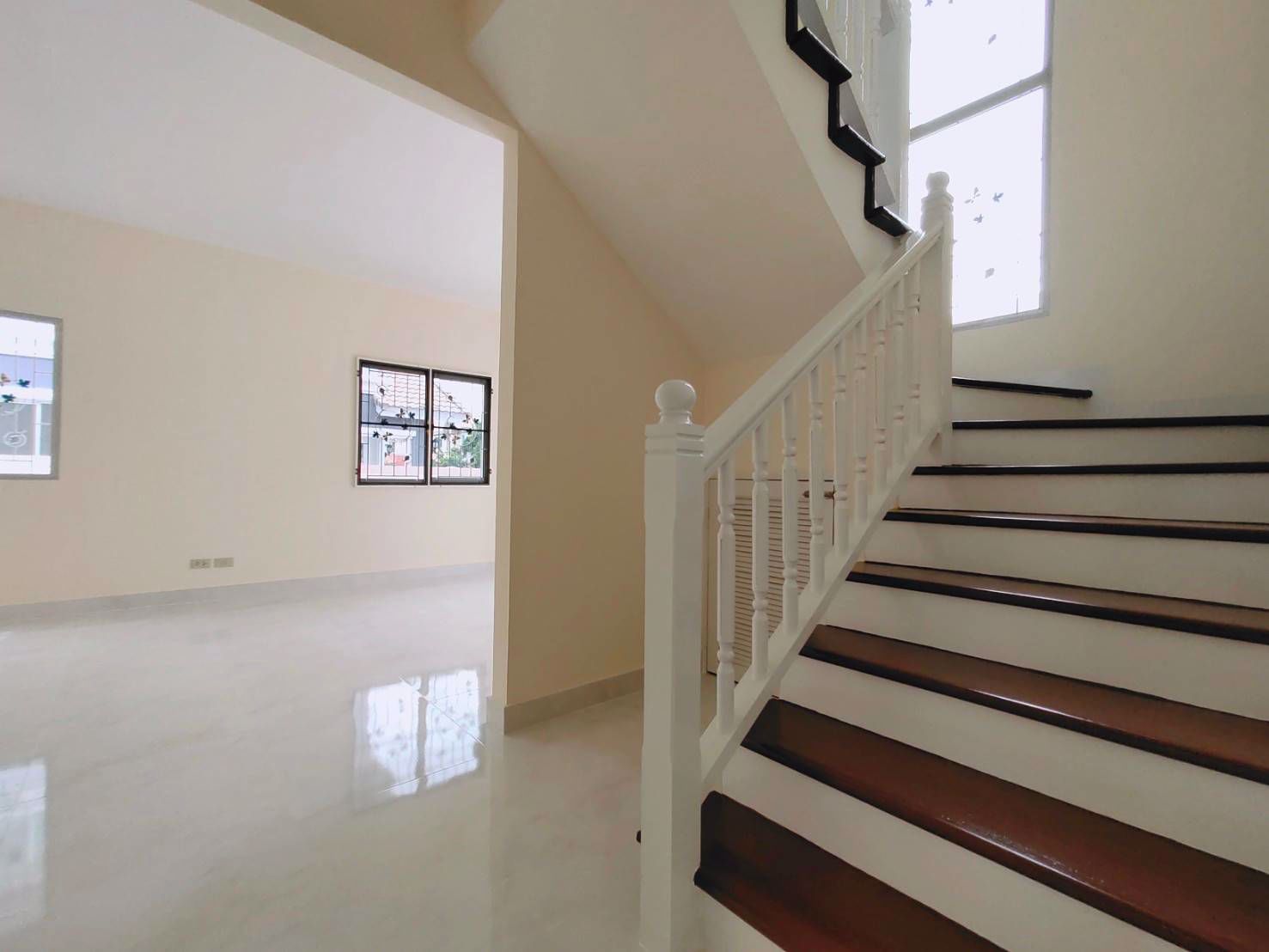 ขายบ้านเดี่ยว-2-ชั้น-หมู่บ้านพฤกษาวิลเลจ-3-คลองสาม-พร้อมอยู่-หลังใหญ่มาก-ตรงข้ามบิ๊กซีคลอง-3ปทุมธานี