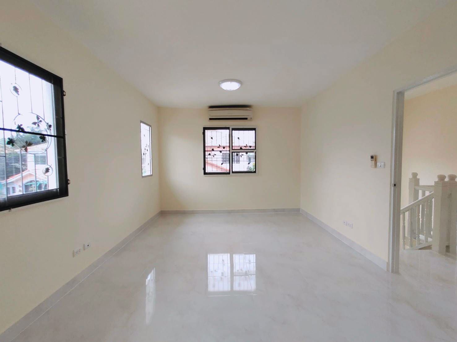 ขายบ้านเดี่ยว-2-ชั้น-หมู่บ้านพฤกษาวิลเลจ-3-คลองสาม-พร้อมอยู่-หลังใหญ่มาก-ตรงข้ามบิ๊กซีคลอง-3ปทุมธานี