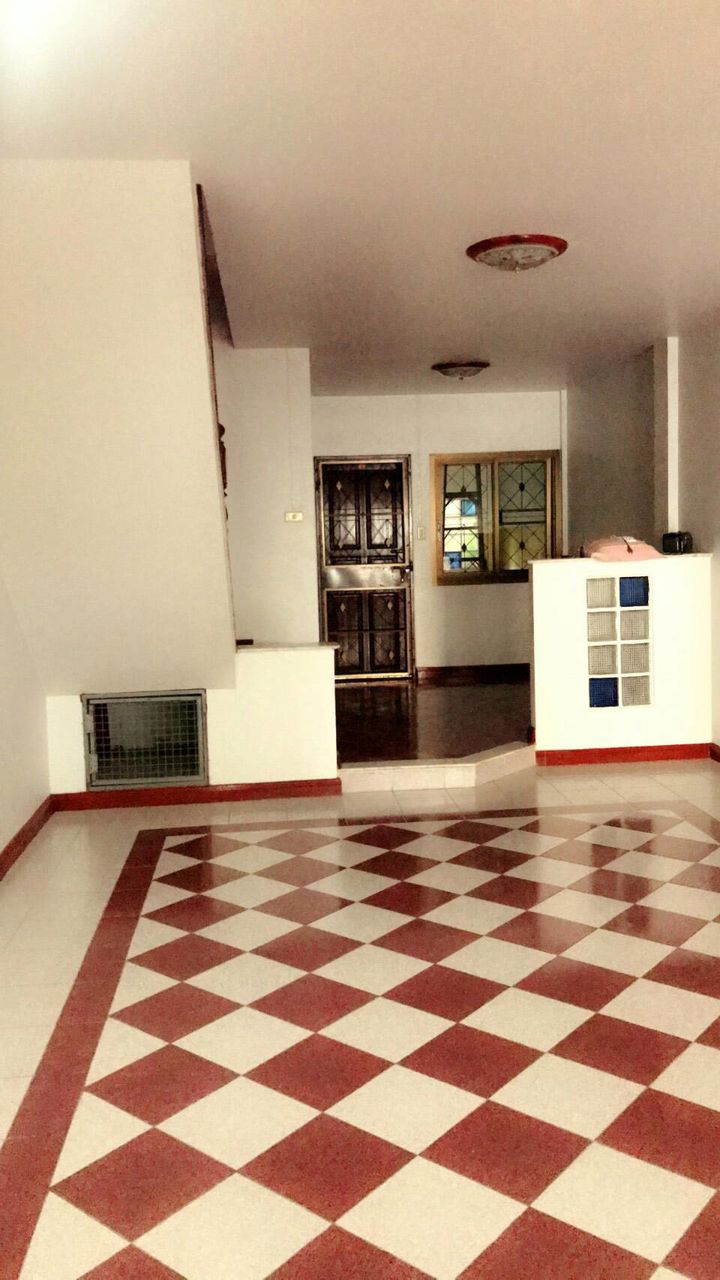 ขาย-ด่วน-ทาวเฮาส์-2-ชั้น-หมู่บ้านสุขใจ-สะพานสูง-กรุงเทพฯ