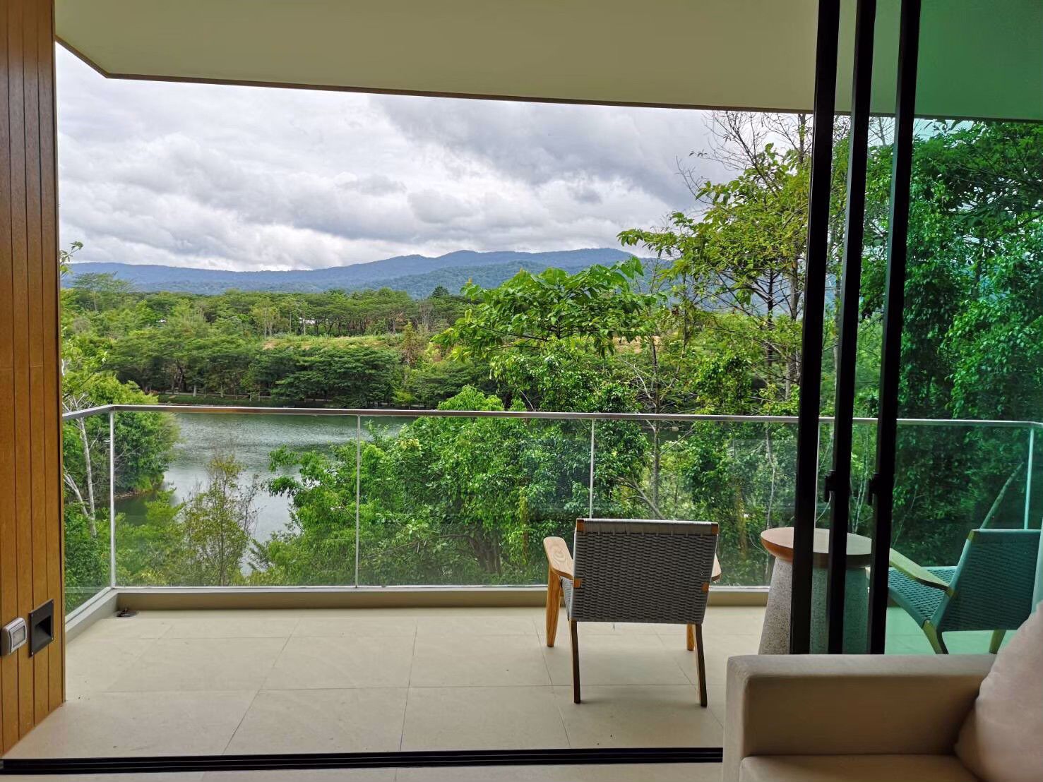 ขายคอนโด-swan-lake-khaoyai-วิวทะเลสาบ-ปากช่อง-นครราชสีมา