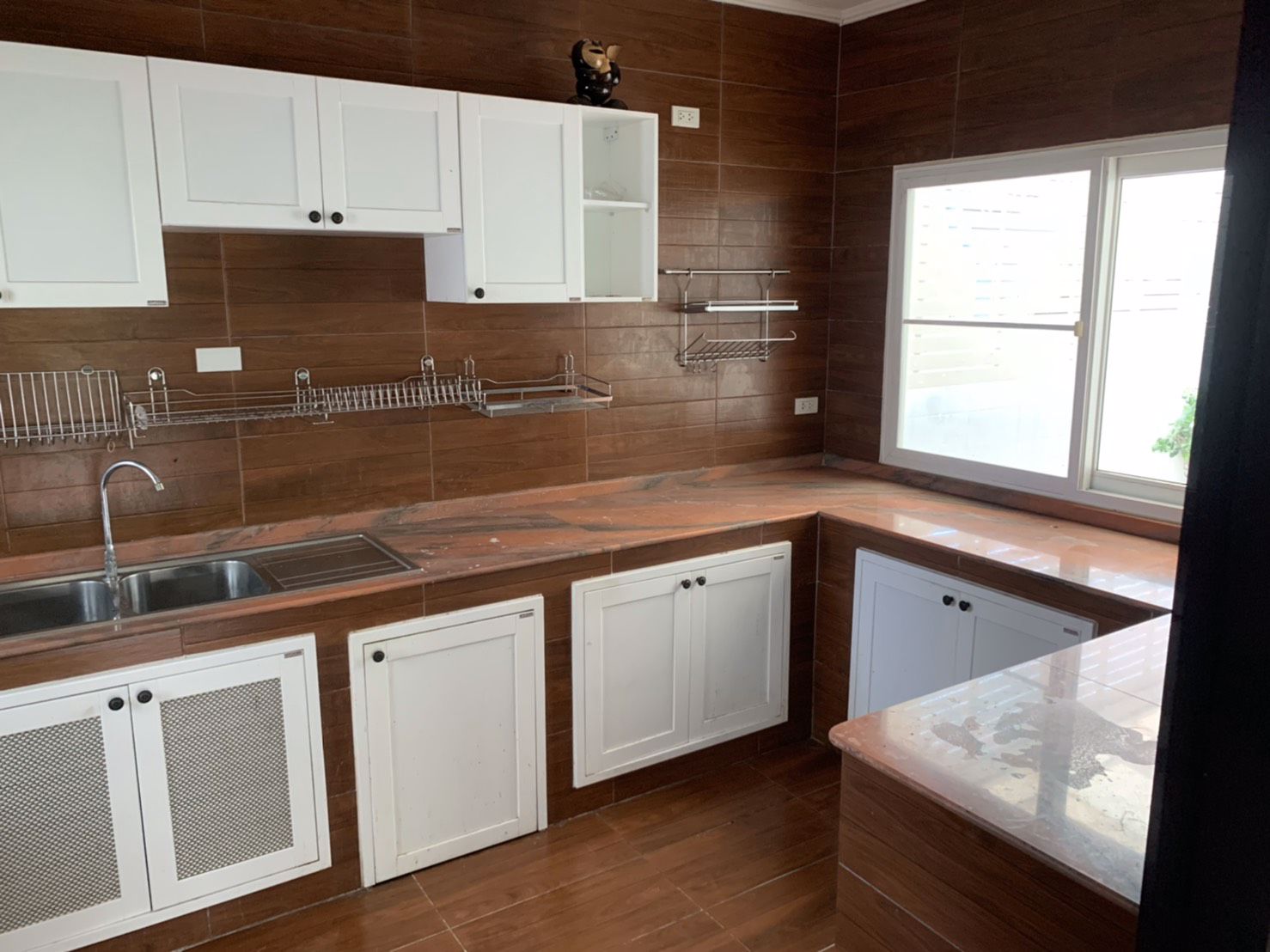 ขายด่วนบ้านเดี่ยว-2-ชั้น-หมู่บ้านศุภาลัยพาร์ควิว-ใจกลางเมืองระยอง