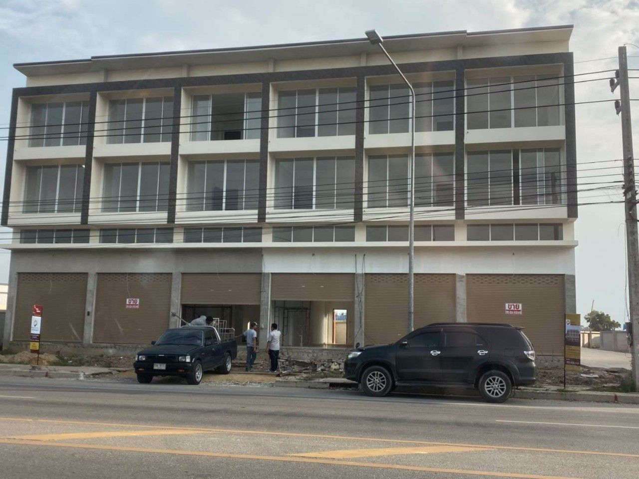 ขายอาคารพาณิชย์-3-ชั้นครึ่ง-พร้อมอยู่-ศาลายา-นครชัยศรี-ใกล้มหาลัยมหิดล-เซ็นทรัลศาลายา-นครปฐม