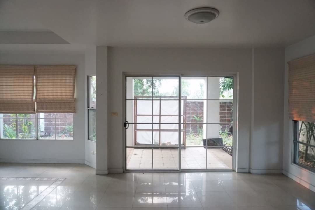 ขาย-ด่วน-บ้านเดี่ยว-2-ชั้น-หมู่บ้านปาริชาต-ถ345-ปทุมธานี