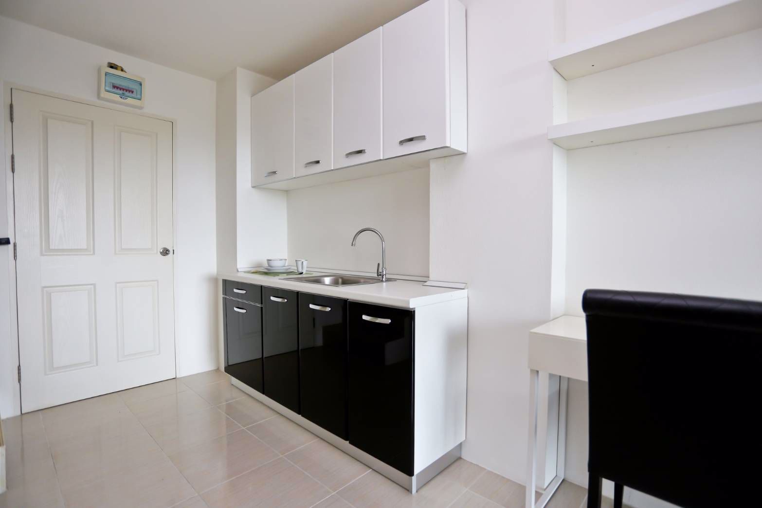 ขายคอนโด-เอดี-บางเสร่-เลคแอนด์-รีสอร์ท-คอนโดหรูพร้อมอยู่-8-ชั้น-สัตหีบ-ชลบุรี