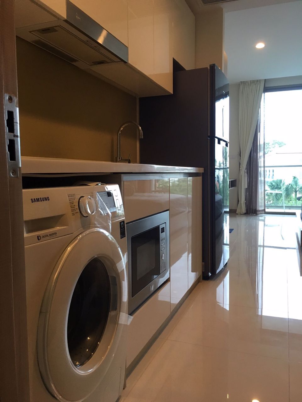 ขาย-คอนโด-เดอะ-ริเวียร่า-วงศ์อำมาตย์-บีช-พัทยา-ส่วนกลางจัดเต็ม-เดินจากชายหาดเพียง-150-เมตร-บางละมุง