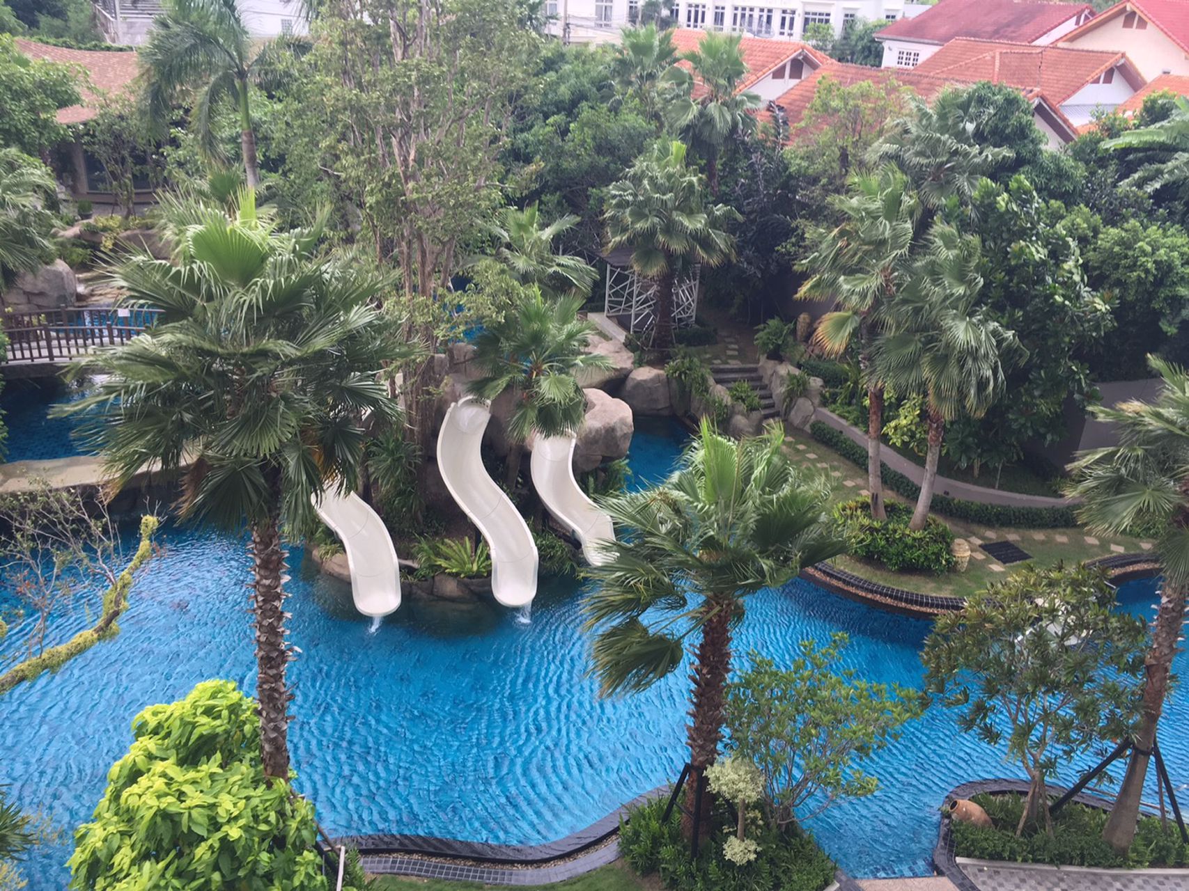 ขาย-คอนโด-เดอะ-ริเวียร่า-วงศ์อำมาตย์-บีช-พัทยา-ส่วนกลางจัดเต็ม-เดินจากชายหาดเพียง-150-เมตร-บางละมุง