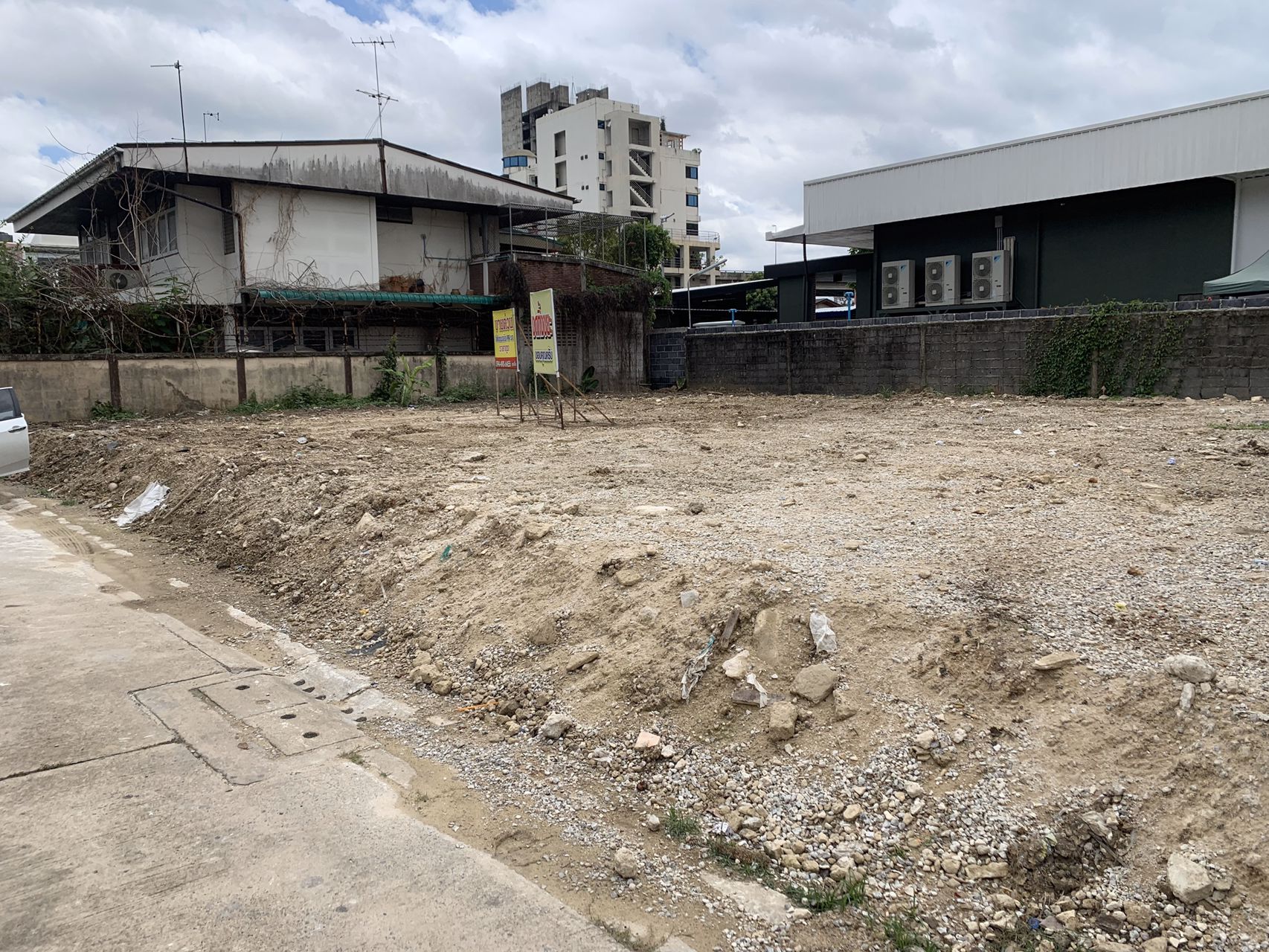 ขายที่ดินเปล่า-ทำเลดี-เนื้อที่-99-ตารางวา-ซอยบรมราชชนนี-28-ตลิ่งชัน-กรุงเทพมหานคร