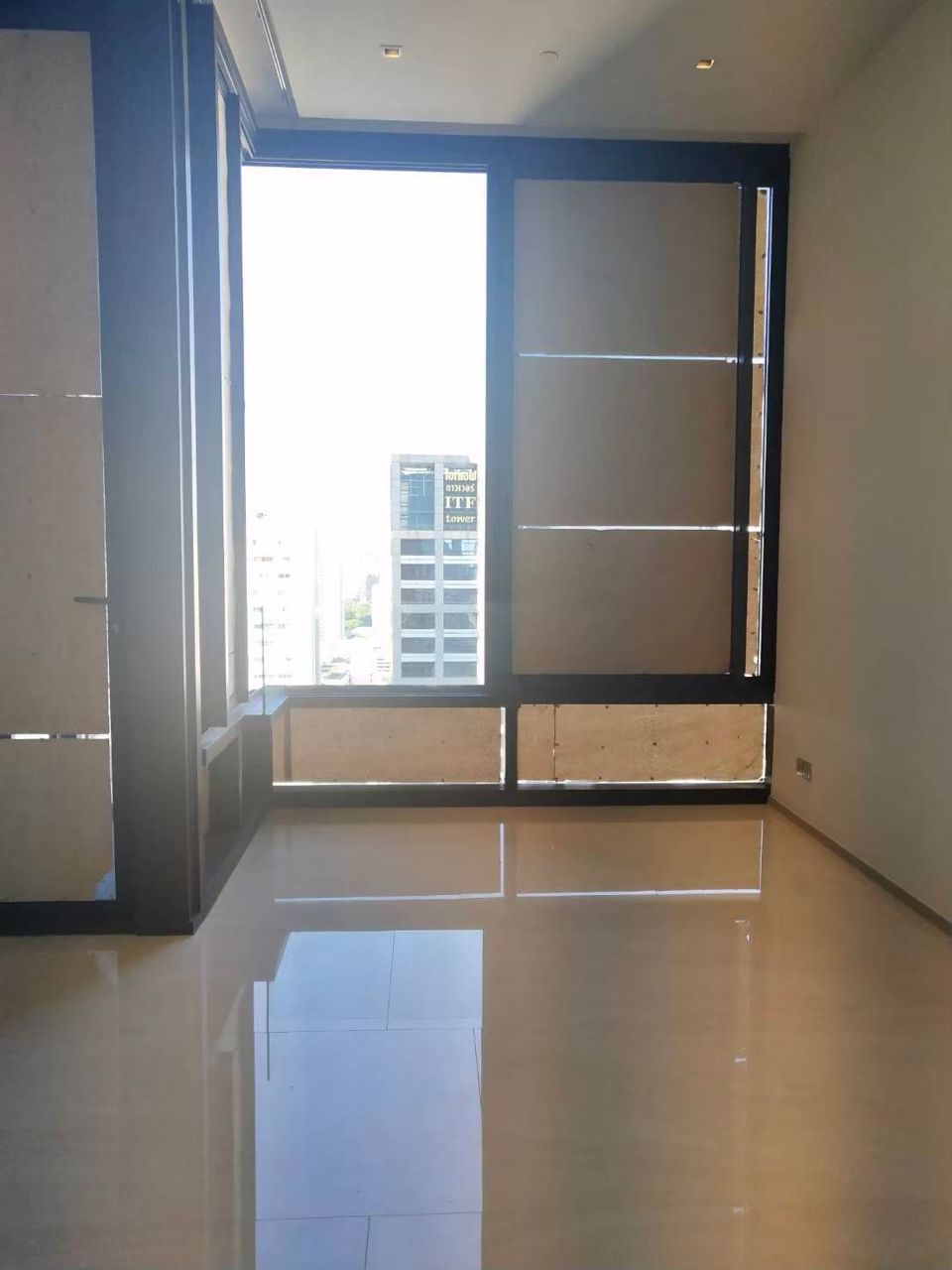 ขายคอนโด-แมกโนเลียส์-วอเตอร์ฟรอนท์-เรสซิเดนซ์-ไอคอนสยาม-ริมแม่น้ำ-ติดกับรถไฟฟ้าสายสีทอง-เจริญนคร