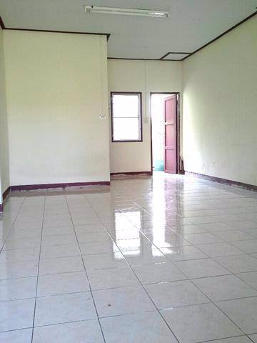 ให้เช่าห้องแถวชั้นเดียว-ใกล้ห้างโลตัสรามคำแหง2-ตรงข้ามห้างเมกบางนาตราด-กม8