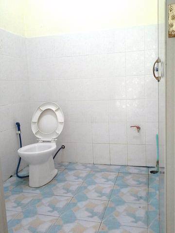 ให้เช่าห้องแถวชั้นเดียว-ใกล้ห้างโลตัสรามคำแหง2-ตรงข้ามห้างเมกบางนาตราด-กม8