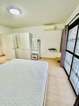 ขายด่วน-ทาวน์เฮ้าส์-2-ชั้น-หมู่บ้านภัสลดา-จชลบุรี