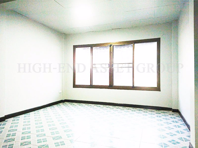 ขาย-ทาวน์เฮ้าส์-หมู่บ้าน-เอกบดี-ดอนเมือง-ช่างอากาศอุทิศ-7-ราคาถูก-สภาพดี