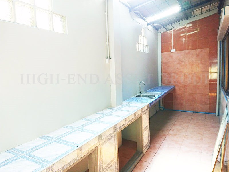 ขาย-ทาวน์เฮ้าส์-หมู่บ้าน-เอกบดี-ดอนเมือง-ช่างอากาศอุทิศ-7-ราคาถูก-สภาพดี