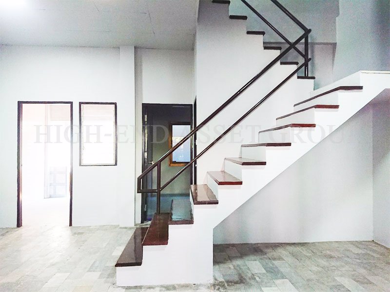 ขาย-ทาวน์เฮ้าส์-หมู่บ้าน-เอกบดี-ดอนเมือง-ช่างอากาศอุทิศ-7-ราคาถูก-สภาพดี