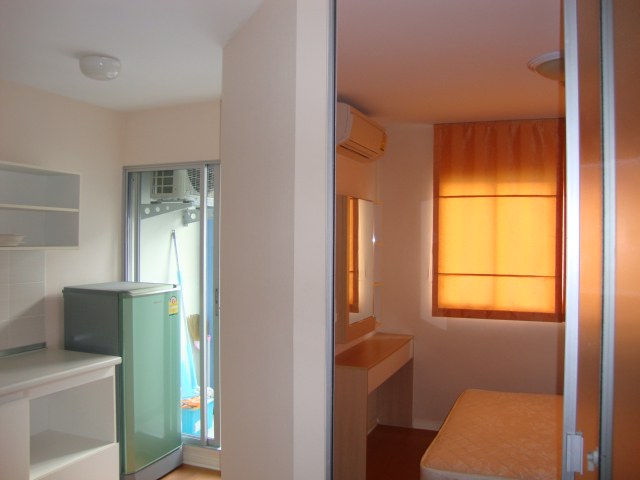 ขายคอนโด-ลุมพินี-lpn-คอนโดทาวน์-รัตนาธิเบศร์-ห้อง-built-in-แนวรถไฟฟ้าสายสีม่วง