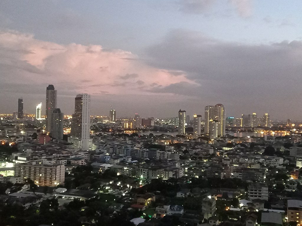 ให้เช่าคอนโดติด-btsวงเวียนใหญ่-fuse-สาทร-ตากสิน-ชั้นสูง-วิวแม่น้ำ-5-นาทีถึงห้าง-icon-siam-11000บาท