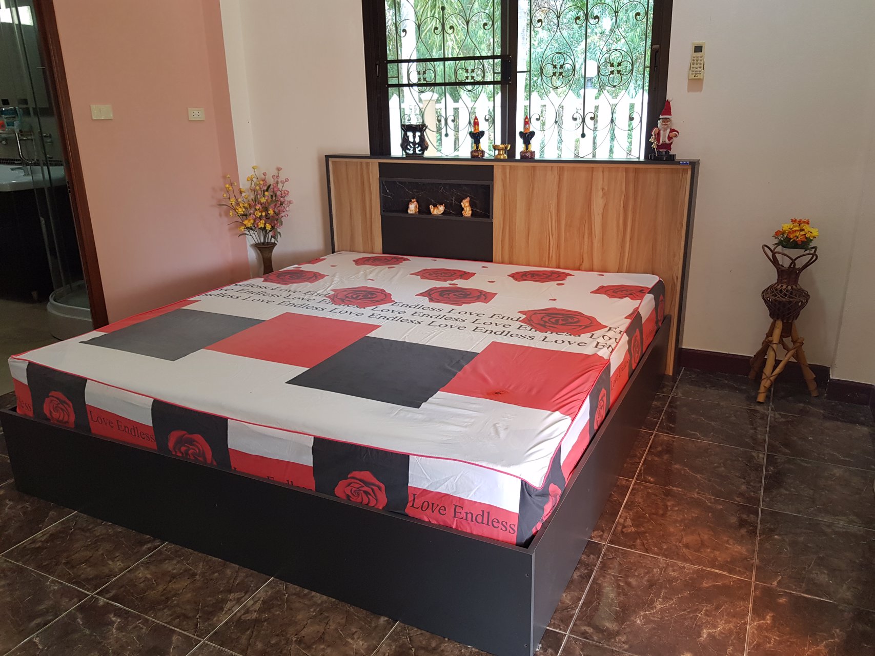 ขายบ้านพร้อมที่ดิน-3-ห้องนอน-บ้านเพและหาดแม่รำพึงระยอง-ราคา-3690000-บาท