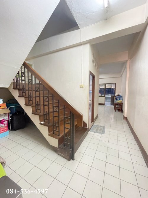 ทาวน์เฮาส์-3-ชั้น-สภาพมือสอง-มริมชล-สุขสวัสดิ์2-จอมทอง-ดาวคะนอง-ฟรีโอน-นัดชมได้ตลอด