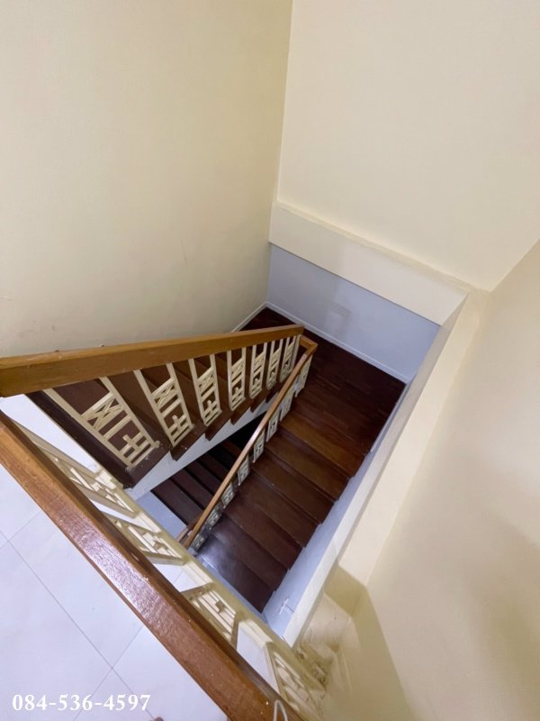 ทาวน์เฮาส์-3-ชั้น-สภาพมือสอง-มริมชล-สุขสวัสดิ์2-จอมทอง-ดาวคะนอง-ฟรีโอน-นัดชมได้ตลอด