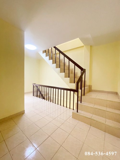 ทาวน์เฮาส์-3-ชั้น-20-ตรว-มเสรีรุ่งเรือง1-ซอย1-พระราม2-บางโทรัด-ใกล้วัดเกตุมวดีศรีวราราม-สมุทรสาคร