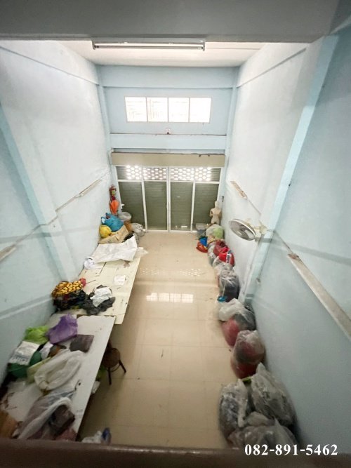 อาคารพาณิชย์-3-คูหา-745-ตรว-โครงการมั่งมีวิลเลจ-เลียบทางด่วนบางขุนเทียน-สะแกงาม-แสมดำ-ราคาพิเศษ-13