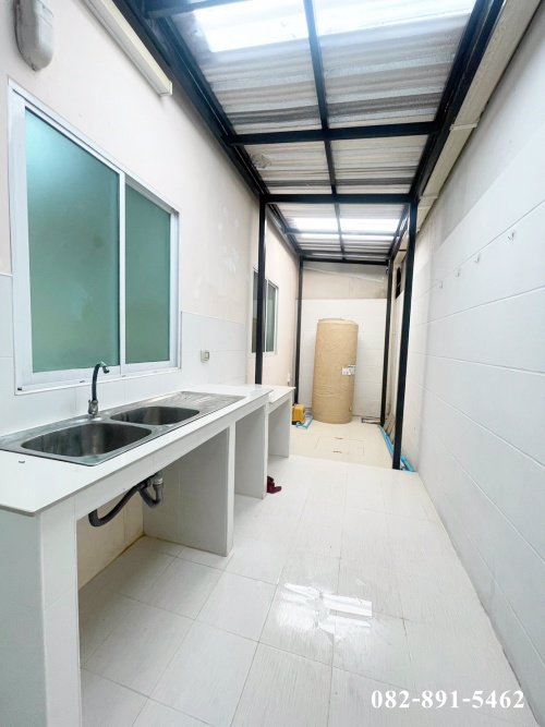 ทาวน์โฮม-มไอลีฟ-ทาวน์-พระราม2-กม18-พันท้ายนรสิงห์-สมุทรสาคร-บ้านเปล่า-บ้านดี-ไม่แพง